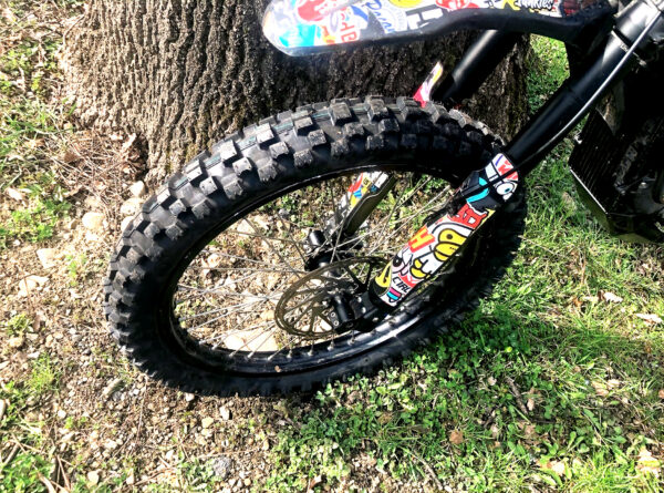 Cross enduro pneu 3.00-R19 na Sur-Ron X/L1e/Talaria Sting 4